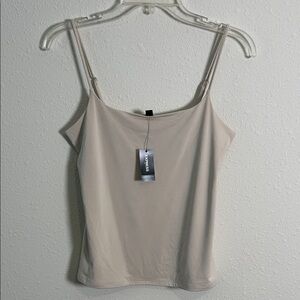 NWT Women’s Express Cream Color Spaghetti Strap Body Contour Tank Top Size Med